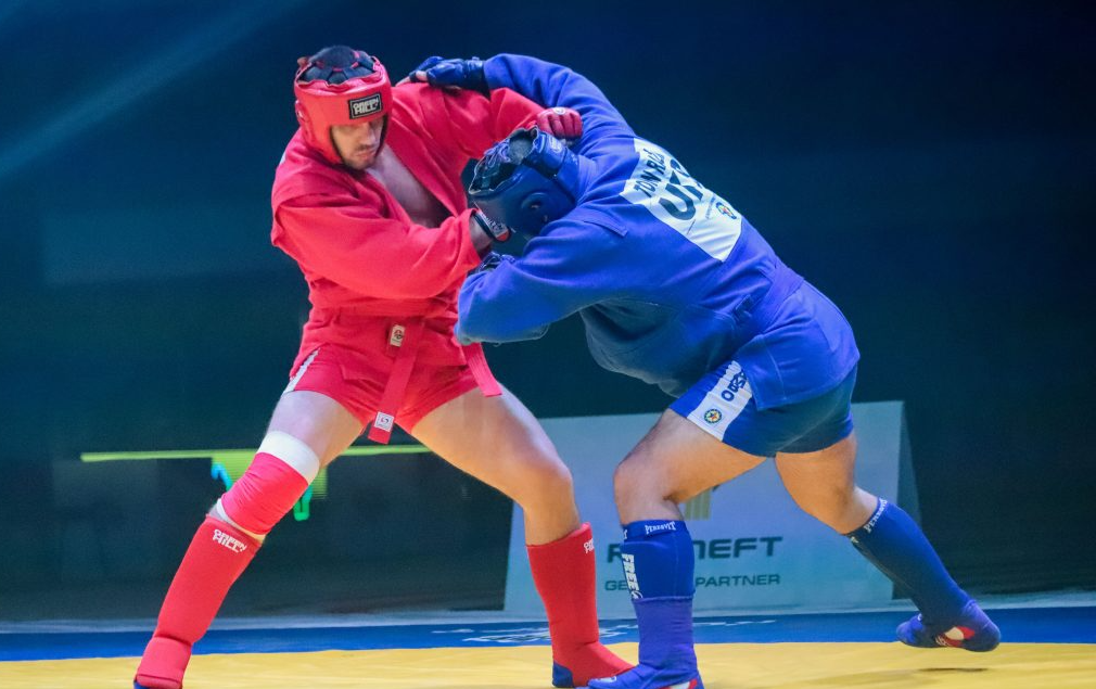 How to Choose a SAMBO Uniform Suit for Wrestling, Combat and Competitions