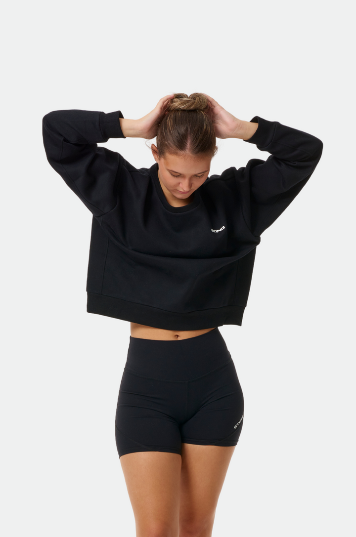 Sting Women's Vision Boxing Crop Crew | Breathable Mobility & Modern Fit