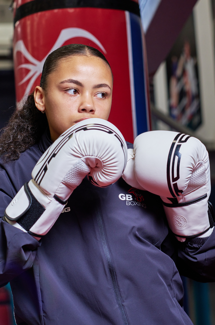 Sting Armaplus Boxing Gloves | Velcro